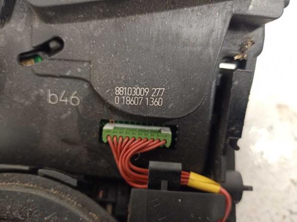 COMMODO RENAULT - Vue 5